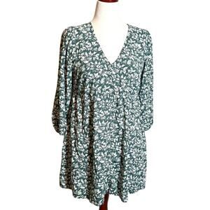 Madewell dress green & white leaf print 3/4 sleeve loose fit v neck  Sz Sm